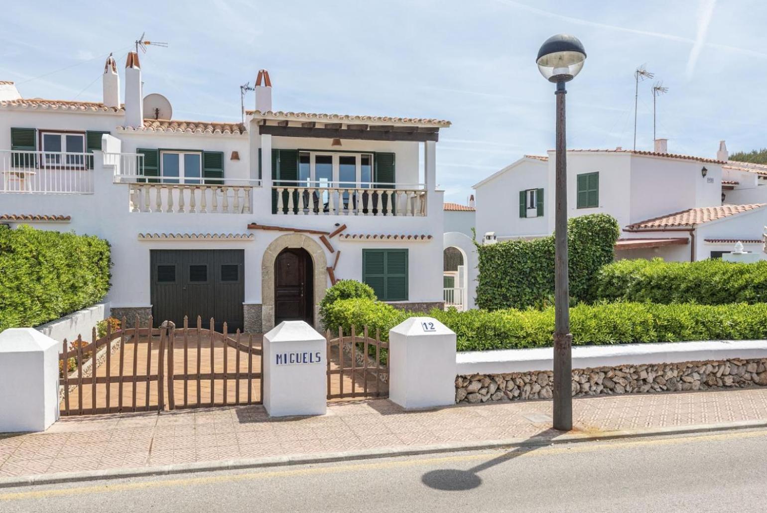 Villa Miguels Ареналь-д'ен-Кастель Екстер'єр фото